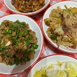 人均30吃撑！这家湘菜馆的肉炒肉绝了🔥