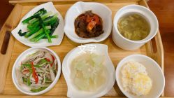 -卓玥国际月子会所(罗山路店)