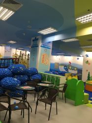 -莫莉幻想儿童乐园(武汉金银潭永旺店)