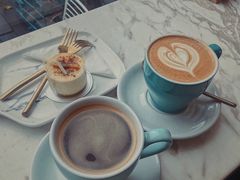 -UNI UNI(环亚凯瑟琳店)