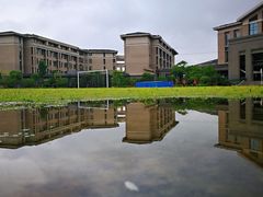 -浙江大学附属中学(丁兰校区)