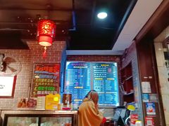 大堂-遵义虾子卢四羊肉粉(大沽路店)