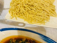-霄汉牛三鲜湖北砂锅菜(万松园2店)