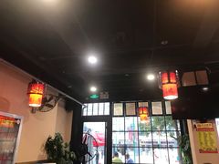 大堂-楚媚娘炭火蛙锅(宽厚里店)