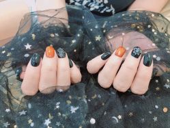 -手牵手美甲