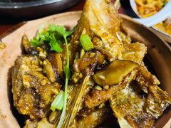 -雄伟美食(高沙中街店)