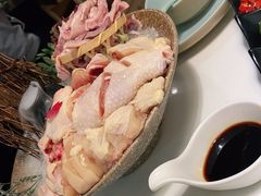 -洪氏嗨捞·猪肚鸡火锅(阳光天地店)