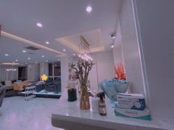 -一奈日式美甲美睫专门店