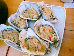 蒜蓉烤生蚝-蚝老板海鲜烧烤大排档(码头店)