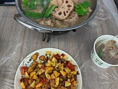 猪弯骨藕汤-小民大排档(光谷店)