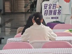 -鲸育宝宝月嫂(徐汇店)
