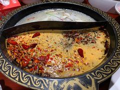 鸳鸯锅底-黄家码头老火锅(解放碑旗舰店)