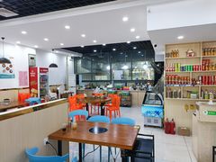 大堂-老何家后安粉·糟粕醋海鲜火锅(三亚湾椰梦长廊店)