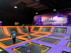-Tenker Club弹刻极限主题公园 · 蹦床 · 团建 · 生日派对(大关店)