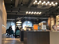 -光海书局(南京东路第一百货店)