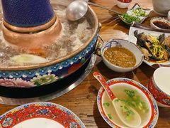 -毛辣果·贵州红酸汤牛肉火锅(西单店)