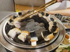 -围炉肉舍丹东海鲜烤肉·烤活鳗(步行街店)