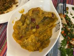 -香巴拉云南餐厅(华莱坞店)