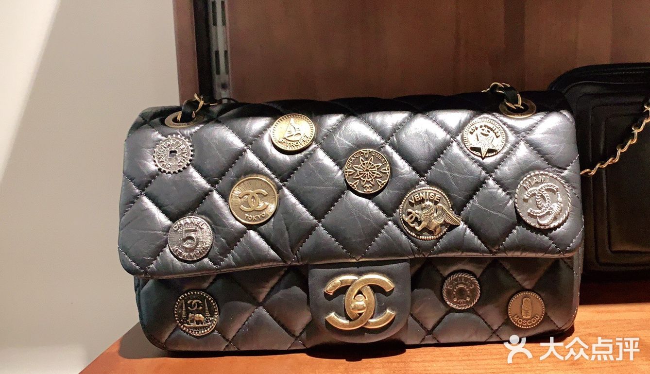 比专柜香奈儿还多的中古店