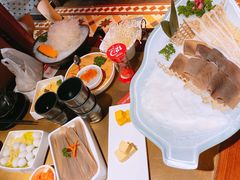 -左庭右院鲜牛肉火锅(新梅广场店)