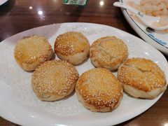 油酥老卜丝饼-鸿运酒楼