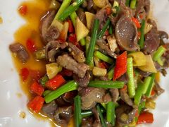 -哈尼梯田美食土菜馆