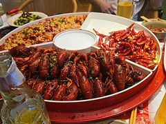 -肥肥虾庄·金牌油焖大虾(汉口城市广场店)