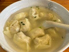 三鲜馅大馄饨-万寿斋(IST艾尚天地店)