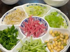 -老北京炸酱面大王.铜锅涮肉(朝阳门店)