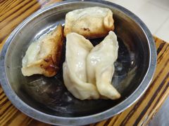 -锅贴大王南翔小笼(临沂二村店)