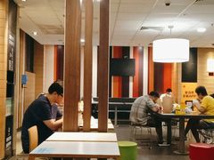大堂-麦当劳(斜土路2号店)