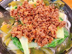 -丽虹云南过桥米线(兴工街店)