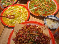 -泥糊破店小酒馆·团建聚餐(南京西路店)