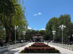-罗布林卡
