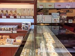 -红宝石·鲜奶小方·海派西点房(肇嘉浜店)