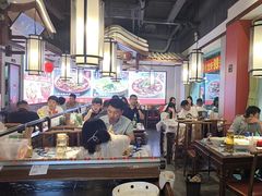 -川流不息·地道川菜·小龙虾(新松江路店)