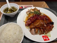 -大食代美食广场(上海中心店)