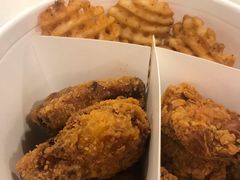 -麦当劳(乳山路店)