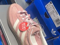 -东荟城名店仓