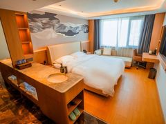 -爱舍海岸酒店(香港中路五四广场店)