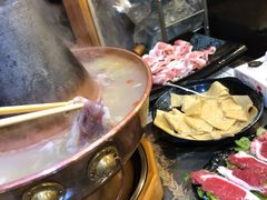 -小窝头炭火铜锅