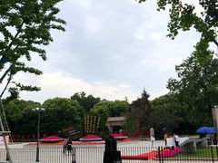 -上海市龙华烈士陵园