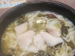 -灵芝妹子海鲜米线(瓦房店新玛特店)