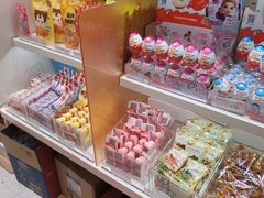 零售区-良品铺子(南京龙蟠汇店)