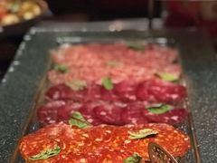 -恰餐厅及酒吧 CHAR Bar & Grill (北京丽都皇冠假日店)