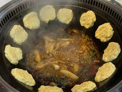 -哈尔滨烧烤·山河村铁锅炖(交大店)