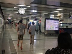 -闸弄口(地铁站)