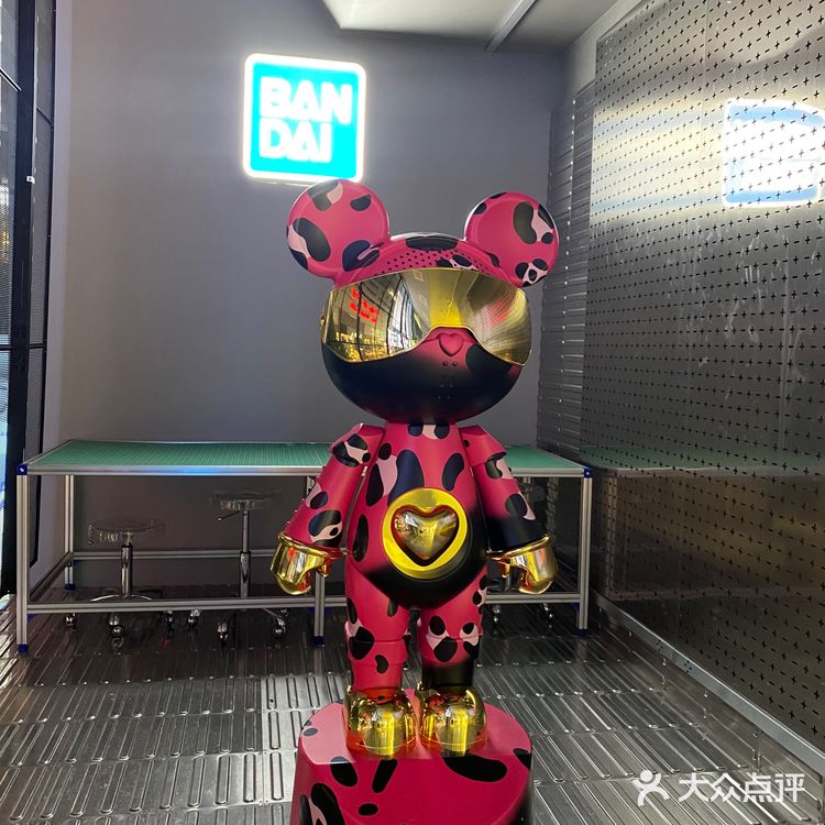 成都探店｜成都🔥爆了的X11潮玩店