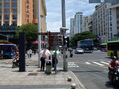 -解放路步行街                