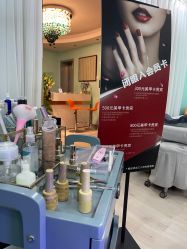-进巍美甲